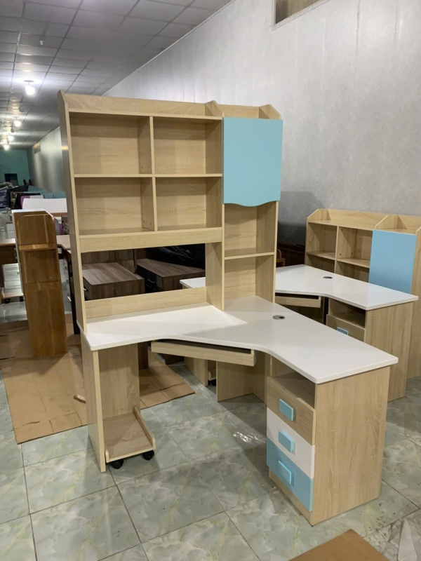 Bàn học trẻ em 34