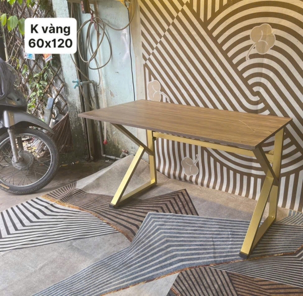 Bàn làm việc chân K 06