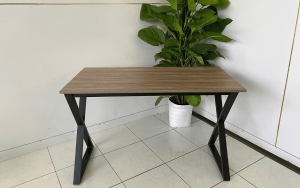 Bàn làm việc chân X 06