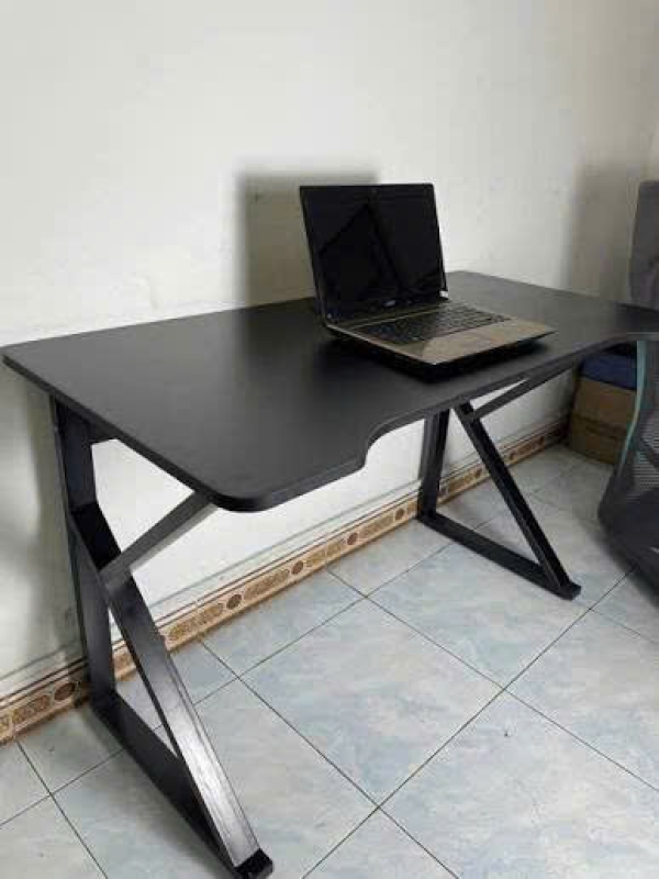 Bàn Gaming văn phòng 13