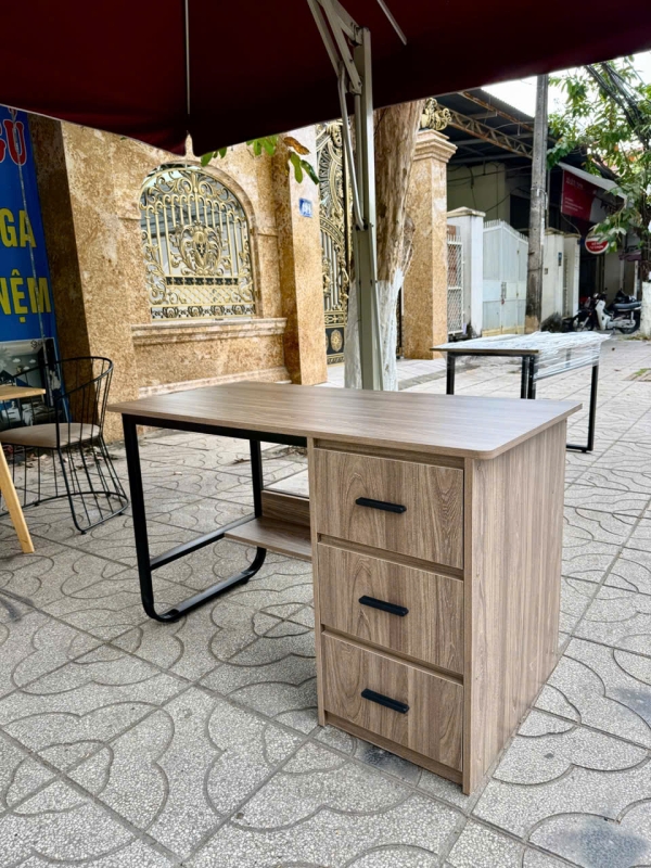 Bàn làm việc 25
