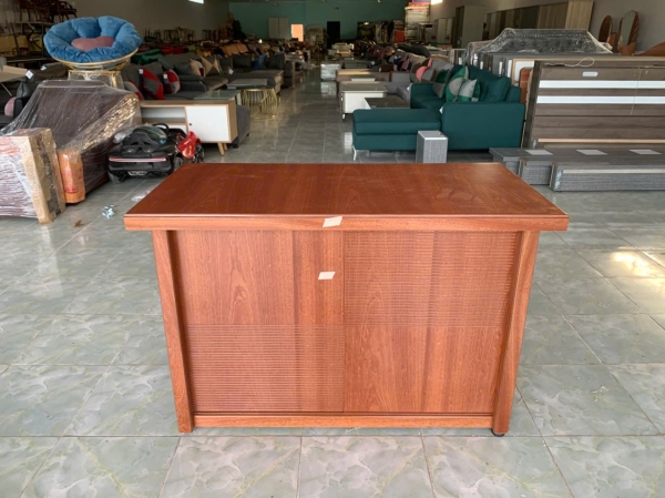 Bàn làm việc sơn PU 01