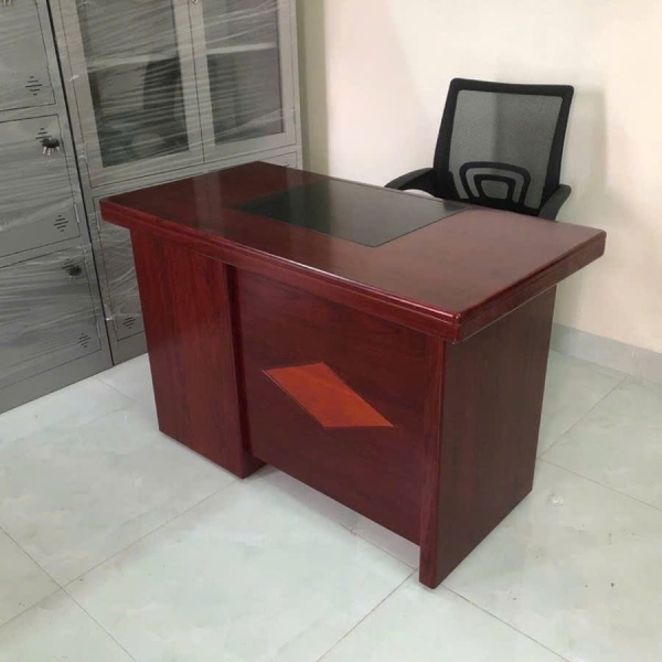 Bàn làm việc sơn PU 05