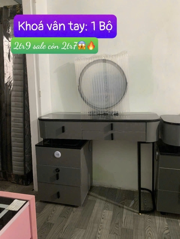 Bàn Trang Điểm khoá vân  tay S10