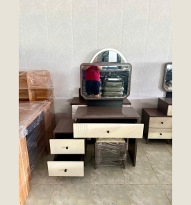 Bàn trang điểm 17