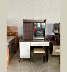 Bàn trang điểm 13