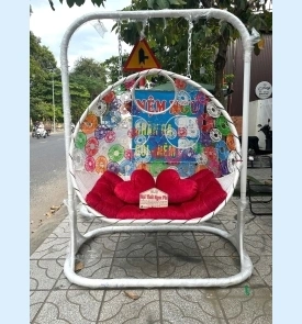 XÍCH ĐU CẦN ĐÔI HOA