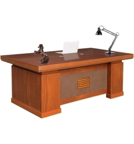 Bàn làm việc sơn PU 40