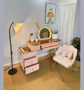 Bàn trang điểm sale 01 