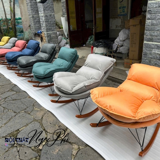 Ghế bập bênh chân gỗ 