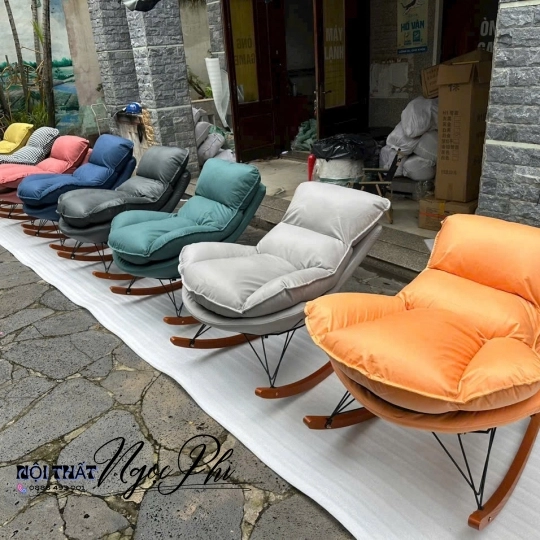 Ghế bập bênh chân gỗ 