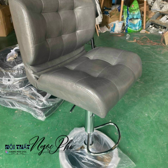 Ghế bar bọc da simili dày dặn