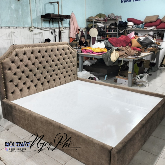 Giường Bọc Nệm 08