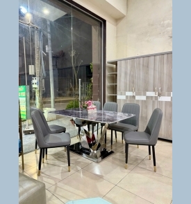 Bàn ăn Mặt Đá Tinh Thể 43