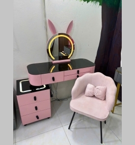 Bàn trang điểm 07