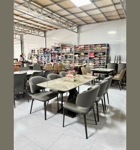 Bàn ăn Mặt Đá Creamic M64