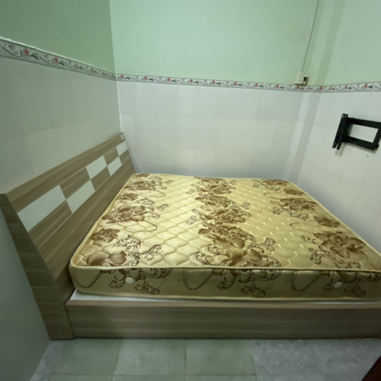 Giường ngủ 08
