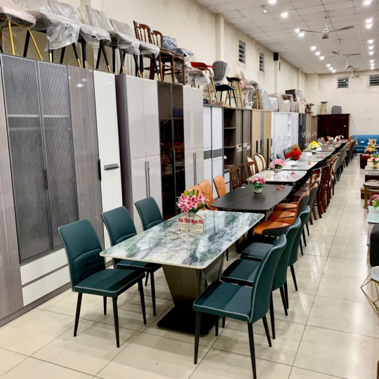 Bàn ăn Mặt Đá Ceramic Cao cấp 43
