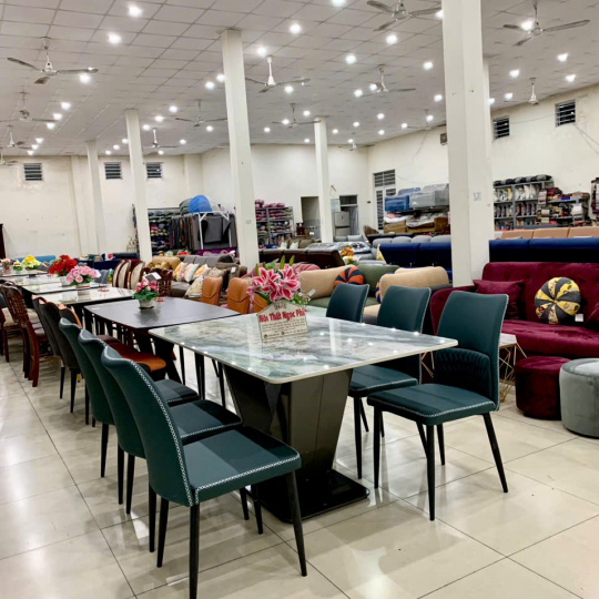 Bàn ăn Mặt Đá Ceramic Cao cấp 43