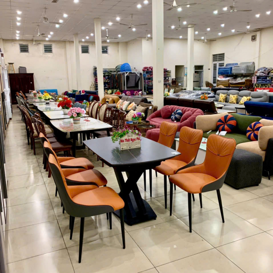 Bàn ăn Mặt Đá Xoay 360  44