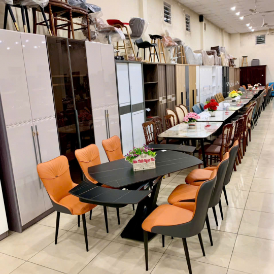 Bàn ăn Mặt Đá Xoay 360  44
