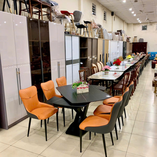 Bàn ăn Mặt Đá Xoay 360  44